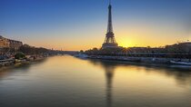 Paris Lights Evening Bus Tour with Eiffel Tower Summit Option