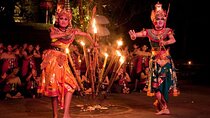 The mystical Uluwatu temple and the Kecak fire dance