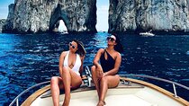 7 hours Private Boat Tour Sorrento Capri or Positano