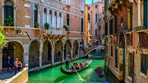 Explore the Canals on an Authentic Gondola Tour Venetian Dreams