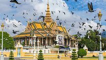 Phnom Penh Tour, Royal Palace, Genocide Museum & Killing Fields