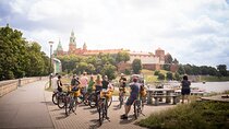 Full Bike Tour - the Old Town, Jewish Qtr & the Ghetto NEW BIKES