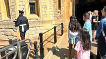 Tower of London Private Tour with Blue Badge Guide