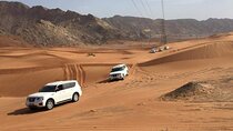 Full-Day Desert Safari Jeep Tour in Ash Sharqiyah Governorate