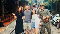Private Hanoi City Half-Day Tour with Train Street Visiting