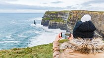 Dublin to Cliffs of Moher and Galway City Private Tour by Car