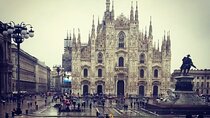 Small group Highlights Walking Tour: an introduction to Milan