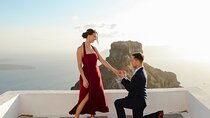 Personal Wedding Proposal Photographer in Santorini