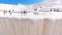 Full-Day Tour to Pamukkale From Marmaris with Breakfast and Lunch