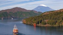 Private Hakone Tour with a Luxury Van