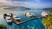 Nantou Day Tour: Sun Moon Lake & Ita Thao Pier from Taipei