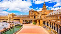 Private Monumental Walking Tour in Seville