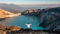 3D2N Mount Bromo & Ijen Crater Tour from Surabaya