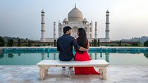 Private Taj Mahal Day Trip with Guide & Lunch 