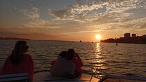 Private Boat Tour 1h30m with Sunset option, group price up to 6px