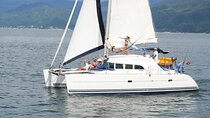 Private Catamaran Sailboat 4hrs 15Pax