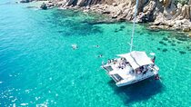 Snorkel Tour in private Trimarán in Los Cabos