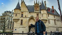 Paris Le Marais Walking Tour: An Incredible History - Small Group