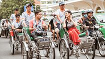 Small-group Saigon City Tour: 3-Hour Cyclo Ride to Hidden Stories