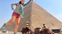 Cairo private Layover to Giza Pyramids, Cairo Museum, Bazaars