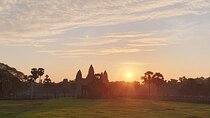 Private 1-Day Angkor Wat Sunrise Tour with German Tour Guide