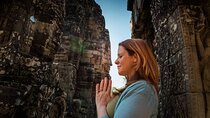 Private Angkor Temples Discovery Hosting by Local Expert
