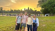 Private guided Full -day Angkor tour with sun set 