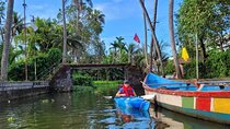 Kerala Backwater Village Kayaking Tour: Alleppey