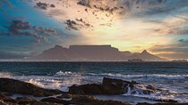 Iconic - Table Mountain, Robben Island Explore & BoKaap Tour