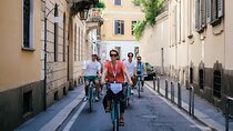 Highlights and hidden gems of Milan Bike Tour