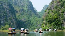 Scenic Day Trip to Hoa Lu Tam Coc/Trang An and Mua Cave