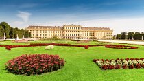 Schonbrunn Palace Fast Track Tour with Guide and Transfers