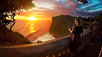 Private Full-Day Tour: Denpasar City and Uluwatu Temple Tour