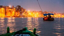 Sunrise in Varanasi Tour with a local with free Ganga Aarti and Boat Ride