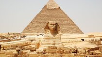 Giza Egyptian Museum and Citadel Bazaar Tour From Sharm El-Sheikh