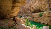 Full-Day Wadi Shab and Bimmah Sinkhole Tour