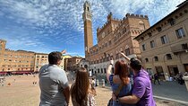 Highlights of Siena Private City Tour with Local Guide