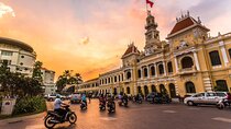 Private Saigon Evening Stroll: Discovering the Heart of the City