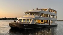 Zambezi Sundowner Cruise, Victoria Falls Zimbabwe