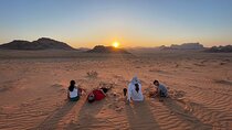 Wadi Rum 2-Hour Sunset Tour Wadi Rum Desert Highlights