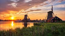 Private Tour Zaanse Schans Windmills, Volendam & Marken
