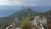 Private Great Wall Hiking tour from Jiankou to Mutianyu section.