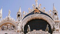 In and Around St. Mark‘s Square: A Self-Guided Audio Tour