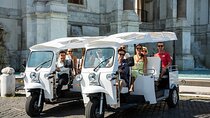 Private Electric Tuktuk Tour of Rome with Prosecco and Pickup