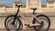 Budapest: Historic Downtown ride on E-Bicycles Buda & Pest