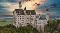 Neuschwanstein and More Full-Day-Tour Premium Cars