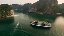 Luxury Overnight Cruises into Halong Bay and Lan Ha Bay