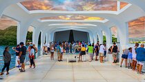 Tribute to Pearl Harbor Arizona Memorial and Honolulu City Tour