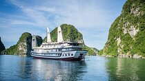 Bai Tu Long Bay 2 Day 1 Night Cruise
