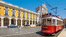 From Lisbon: Transfer to Porto with up to 3 City Stops